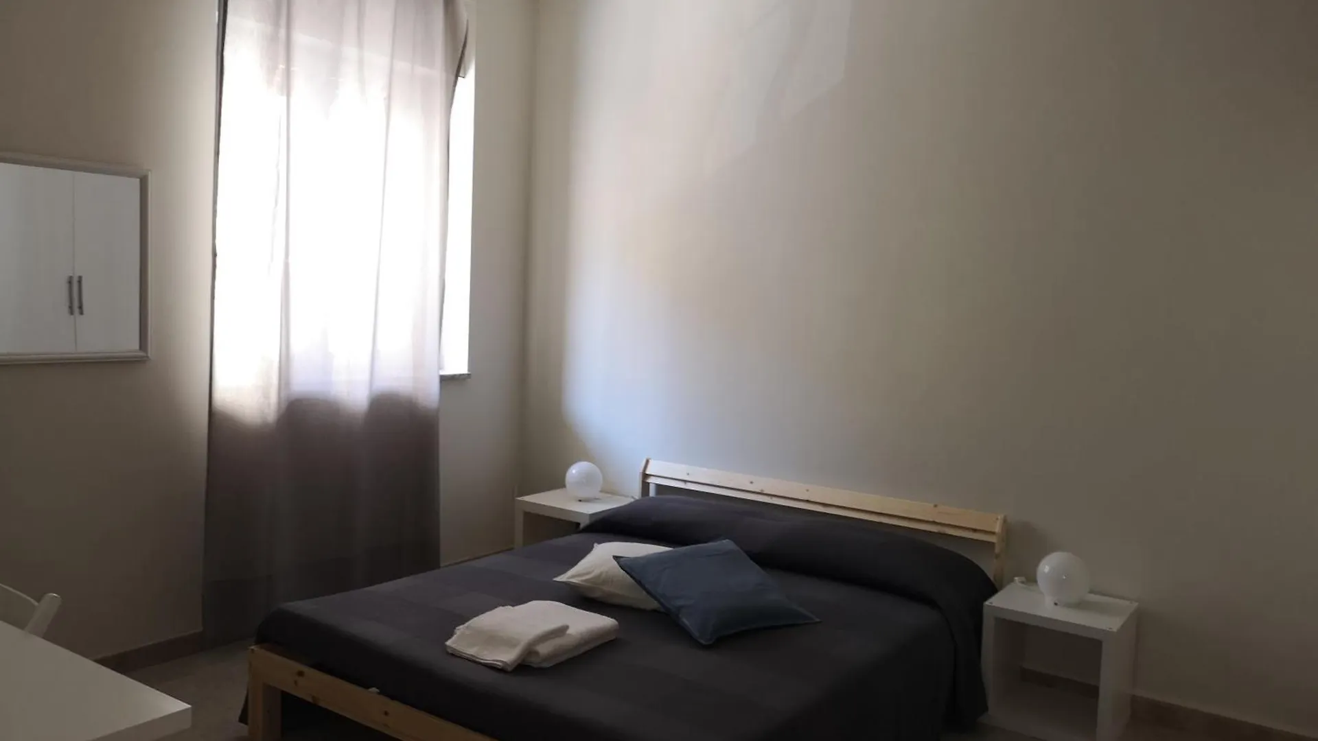 Dint e viche e Napule Guest House Napoli Italia